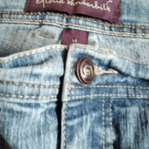 Womens Gloria Vanderbilt Jeans - Picture 3 of 3